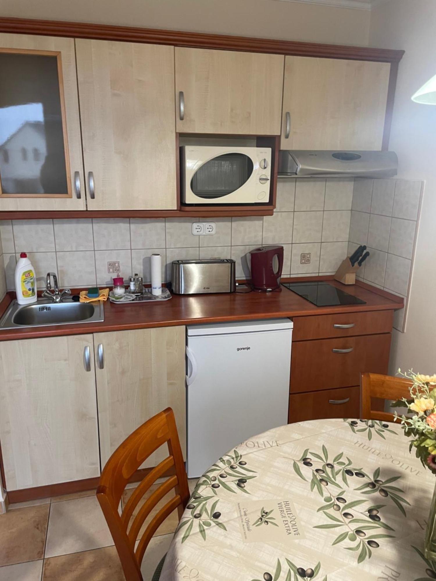Garda Apartmanház Heviz Quarto foto
