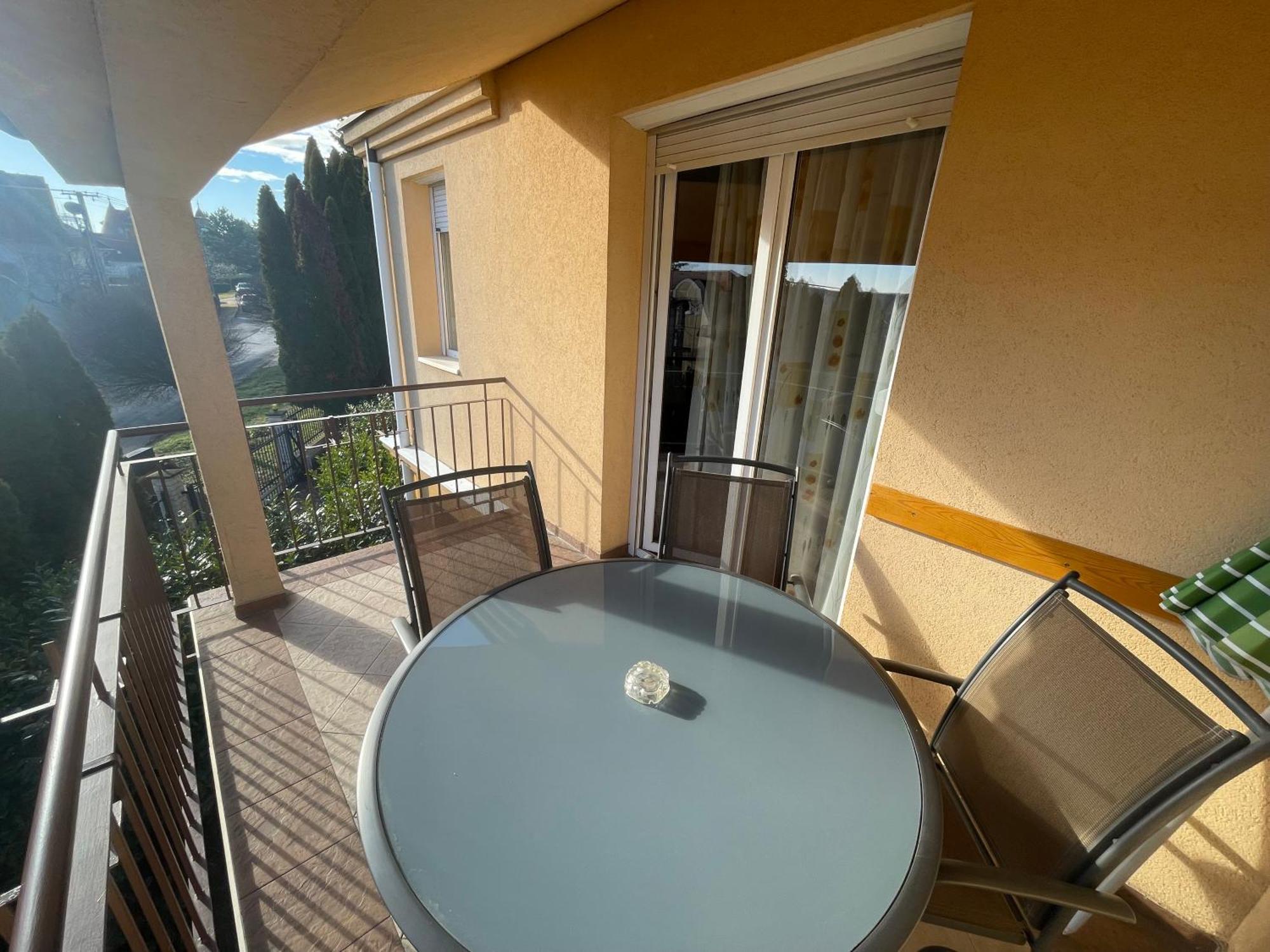 Garda Apartmanház Heviz Quarto foto